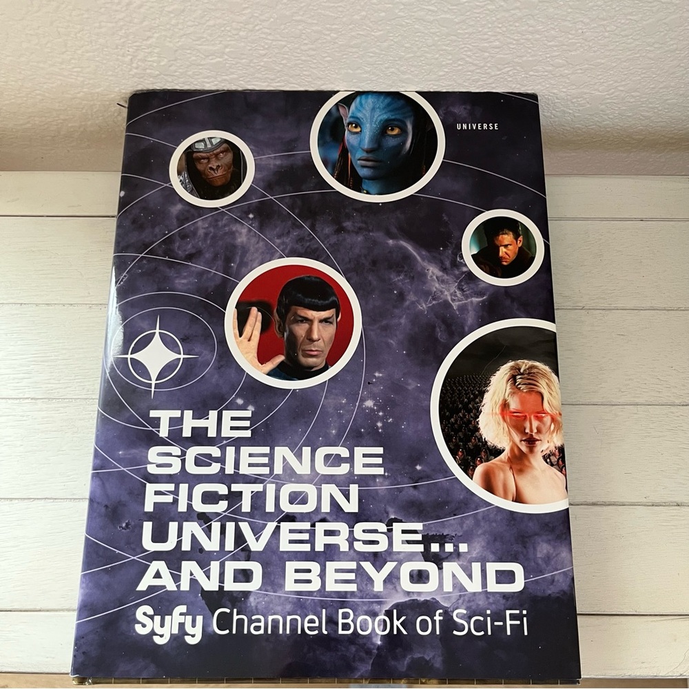 The Science Fiction Universe and Beyond Syfy Channel Book of SciFi Coffee Table